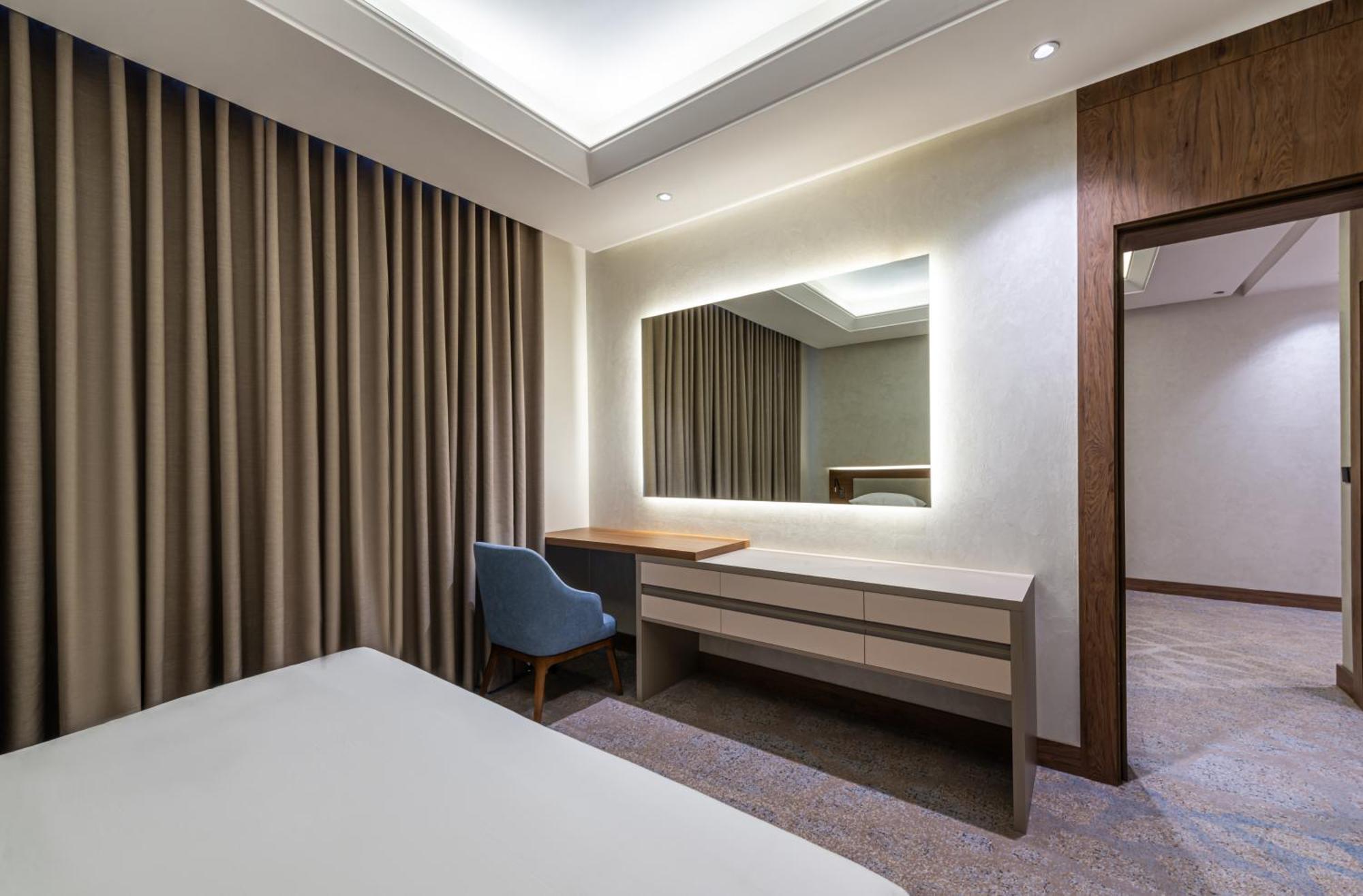 Voyage Hotel & Suites Эр-Рияд Экстерьер фото